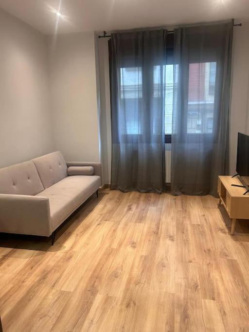 Coqueto Apartamento Cerca Del Casco Viejo Con Garaje Gratis Bilbao Eksteriør billede